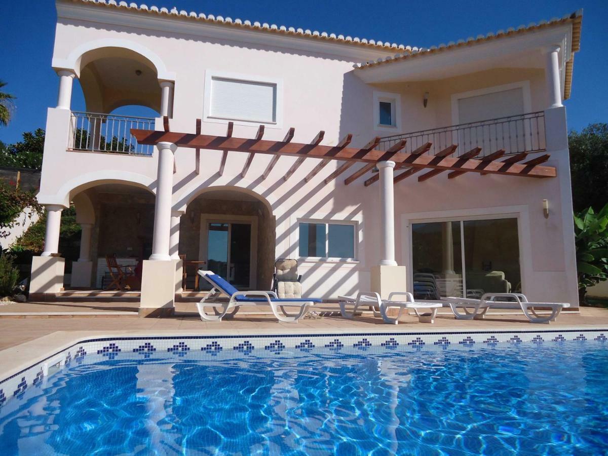 Lovely Burgau Just 3 Mins Walk From Villa Budens