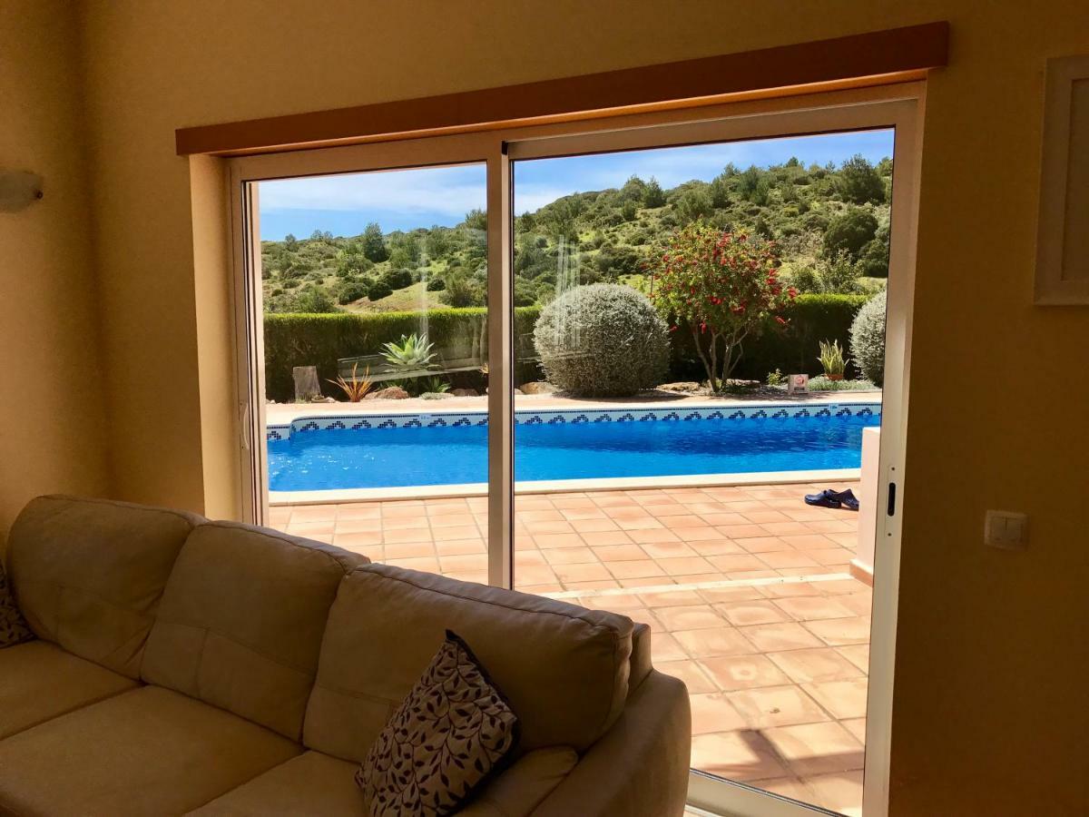 Lovely Burgau Just 3 Mins Walk From Villa Budens